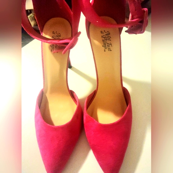 Shoes - Velvet Pumps